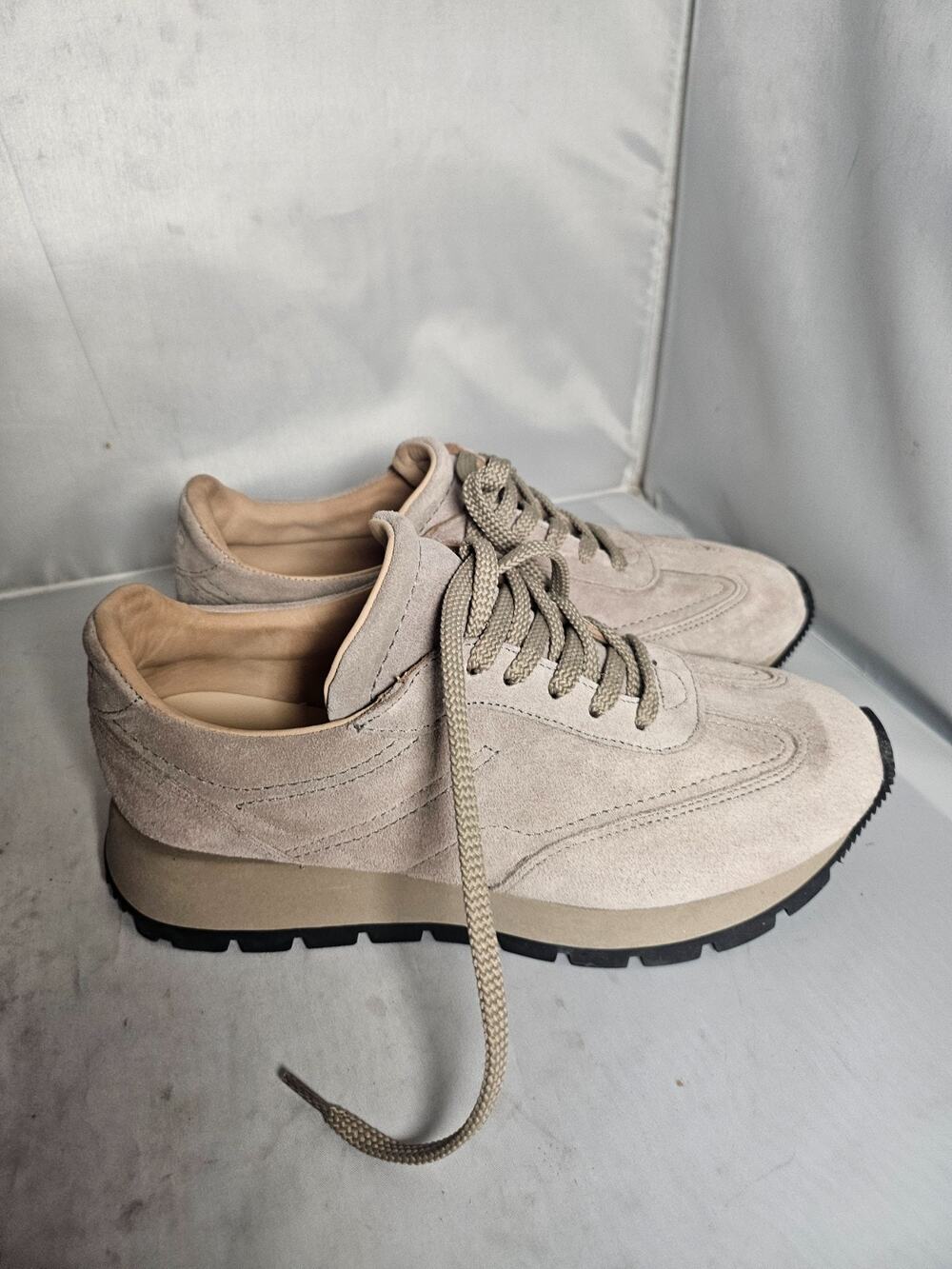 Koio Retro Runner Sneakers Suede Beige Tan Low Top Lace Up Italy W6